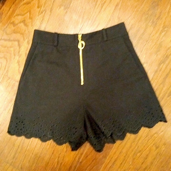 NEW Derek Lam 10 Crosby black shorts high waisted scalloped eyelet zip up size 0 - Picture 7 of 16